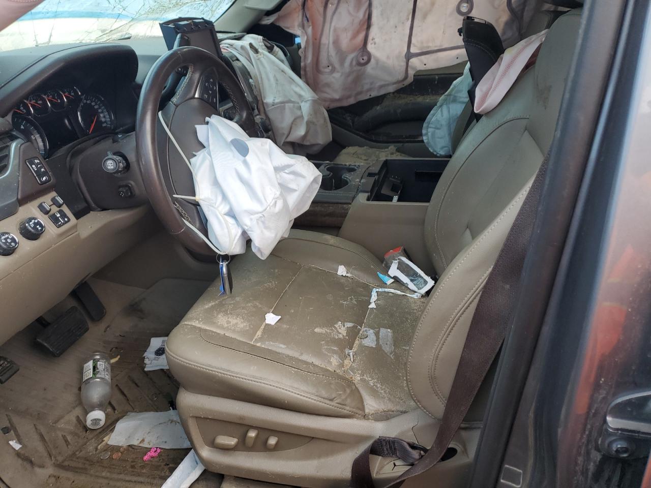 CHEVROLET TAHOE K1500 LT