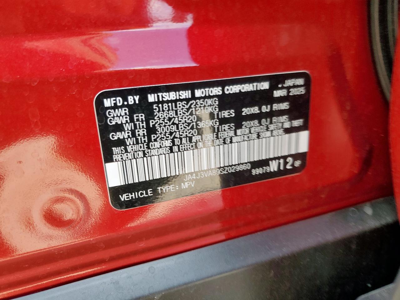 MITSUBISHI OUTLANDER SE