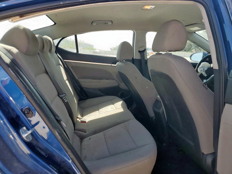 2019 HYUNDAI ELANTRA SEL 5NPD84LF2KH497625