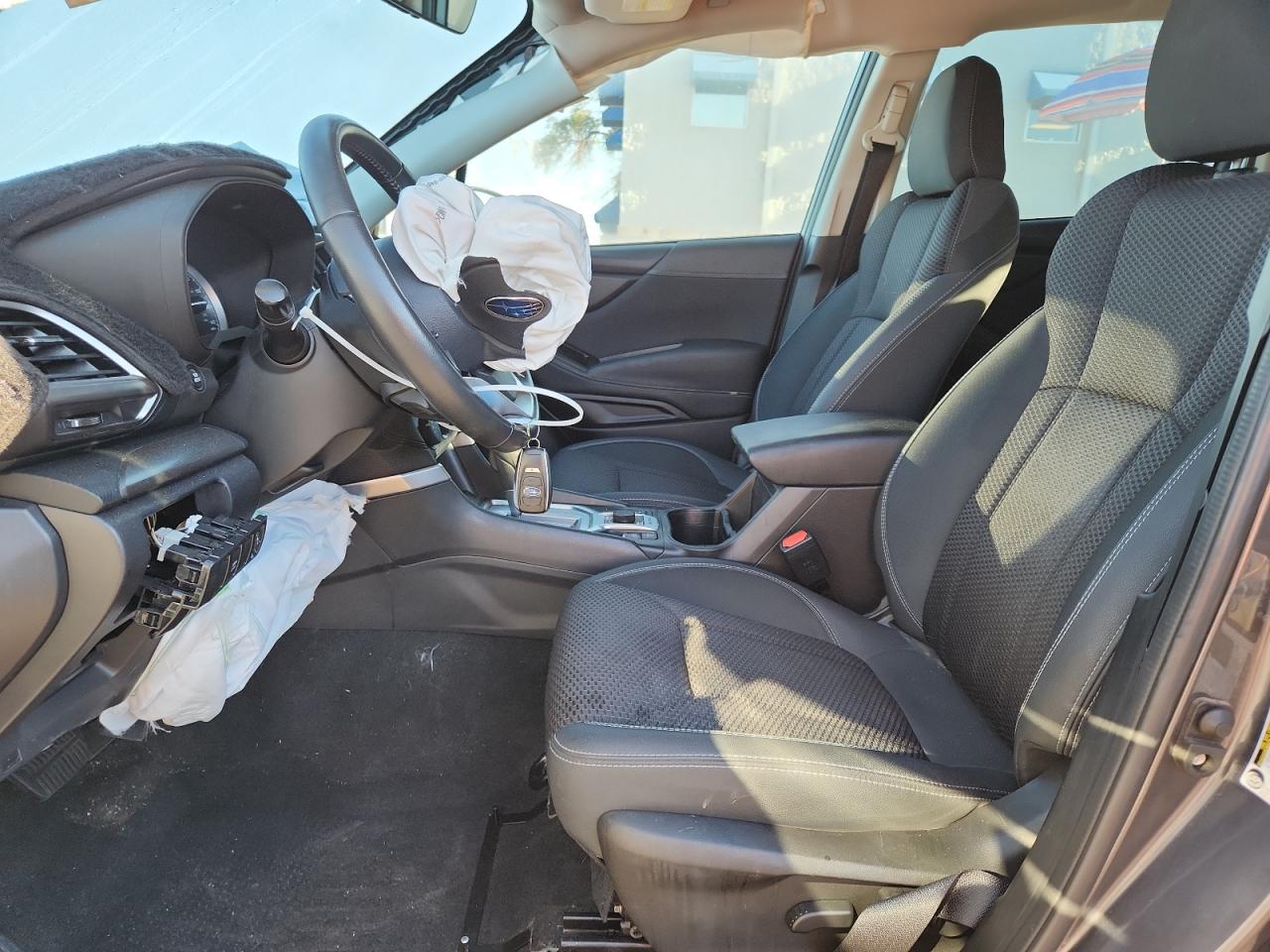 SUBARU FORESTER PREMIUM