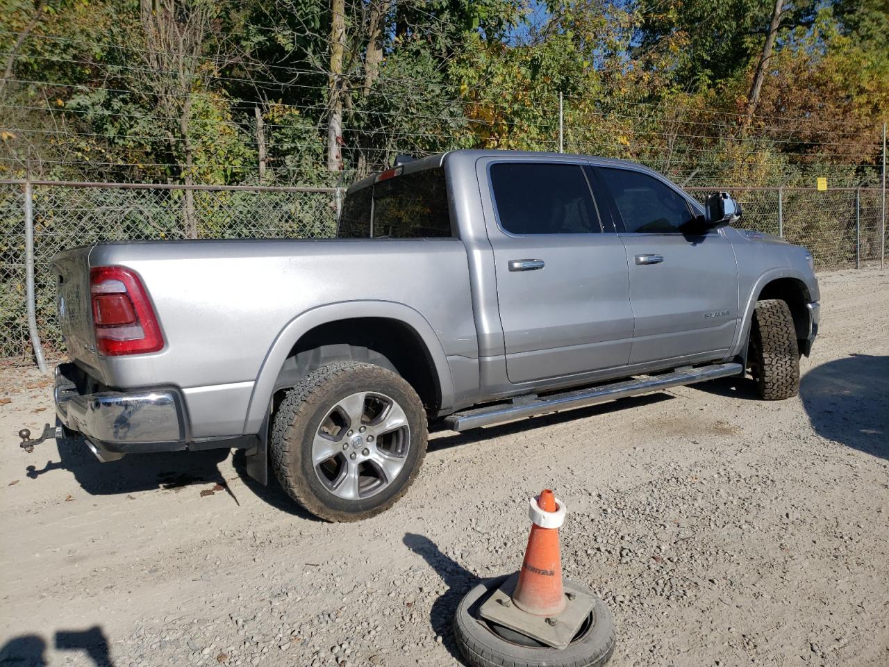 RAM 1500 LARAMIE
