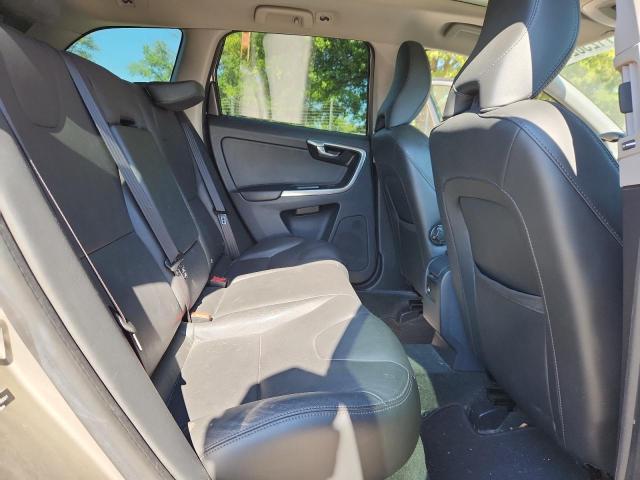 2015 VOLVO XC60 T6 PR YV4902RBXF2623241