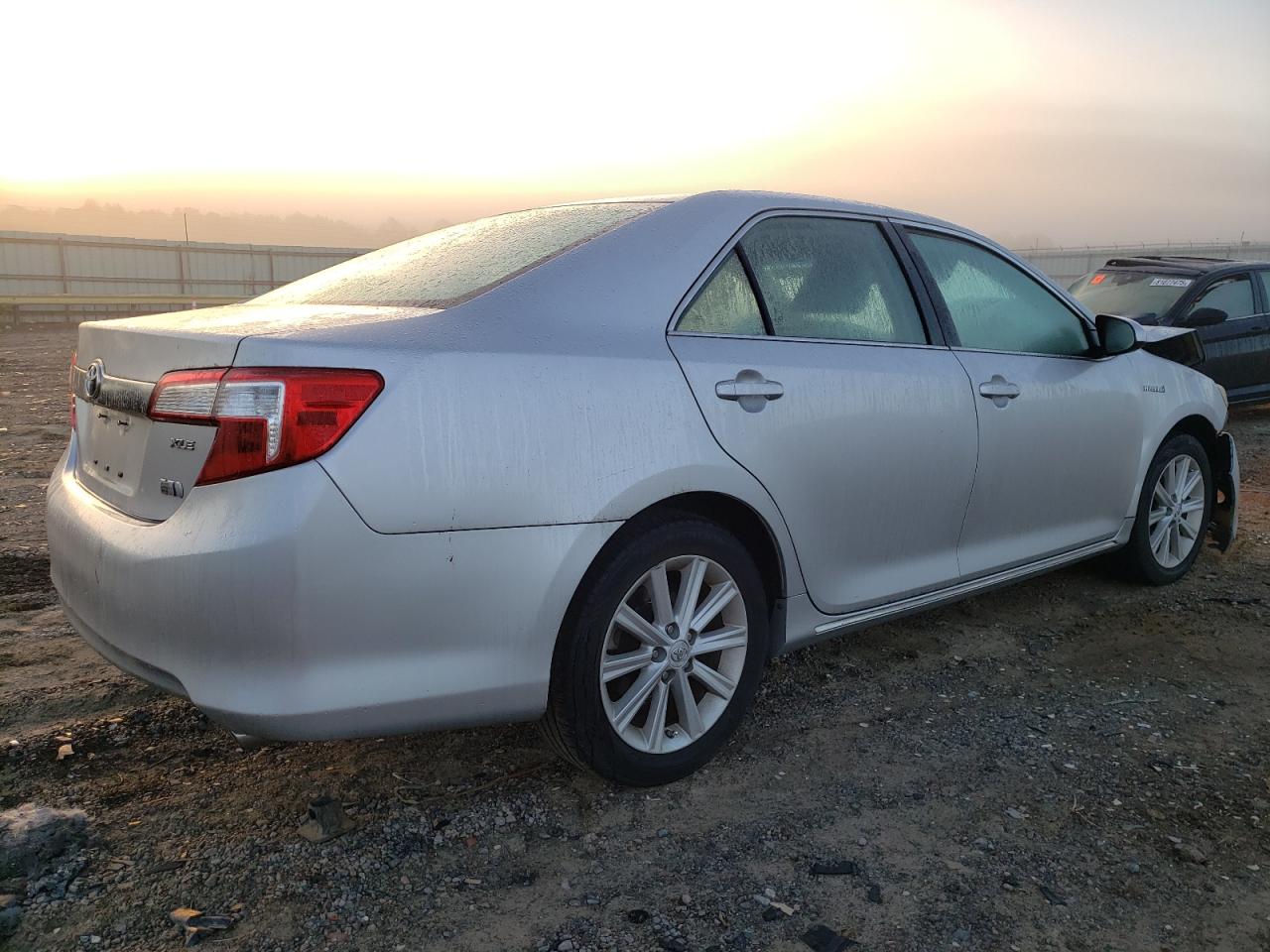 TOYOTA CAMRY HYBRID