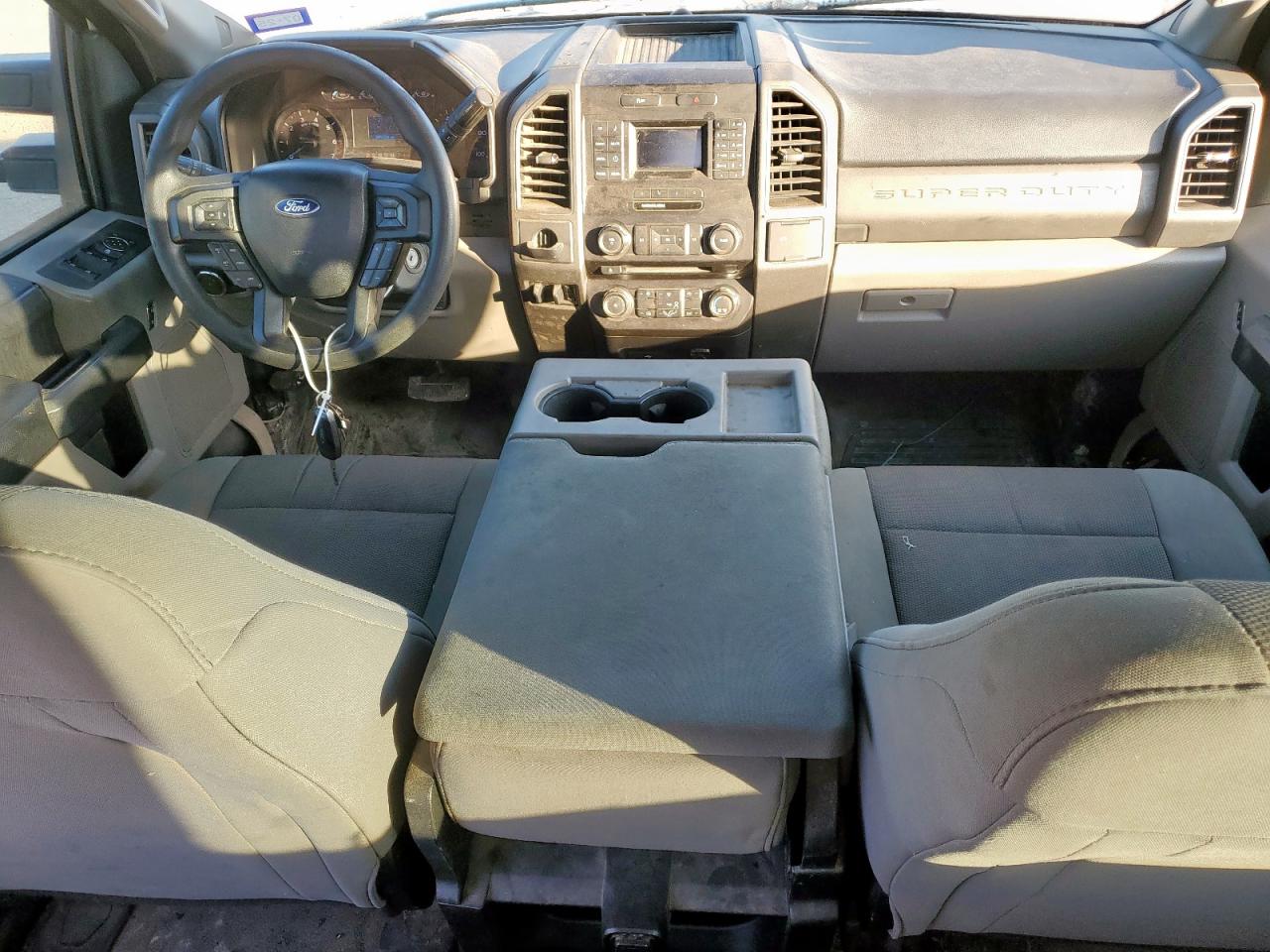 FORD F-350 SUPER DUTY