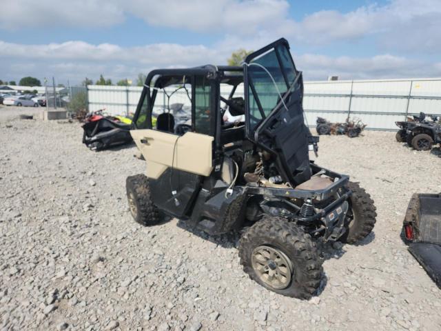 2023 CAN-AM AM DEFENDER ULMT - Inny widok