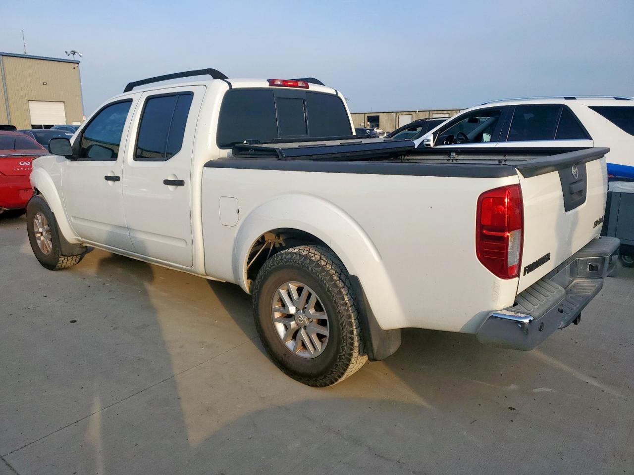 NISSAN FRONTIER SV