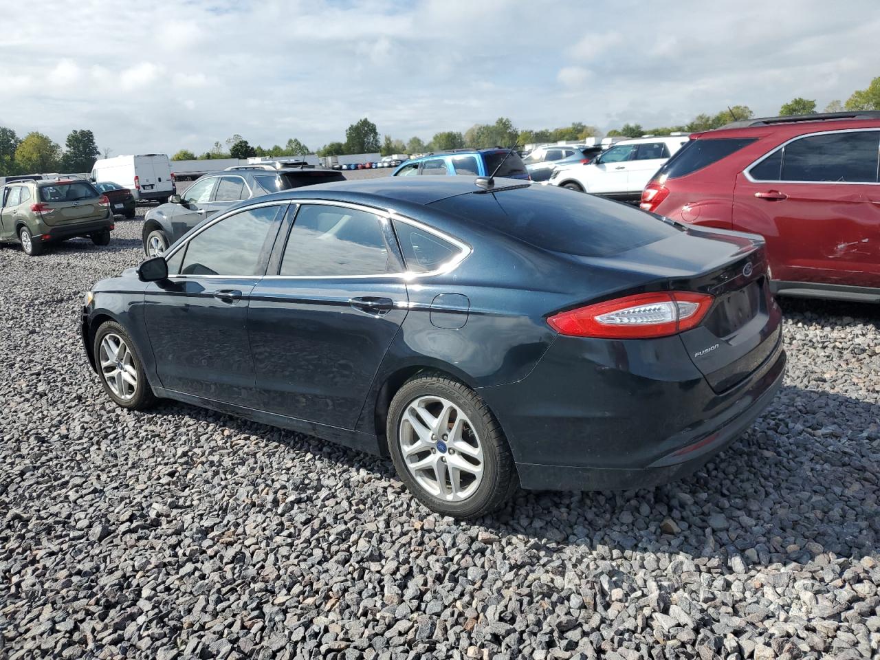 FORD FUSION SE
