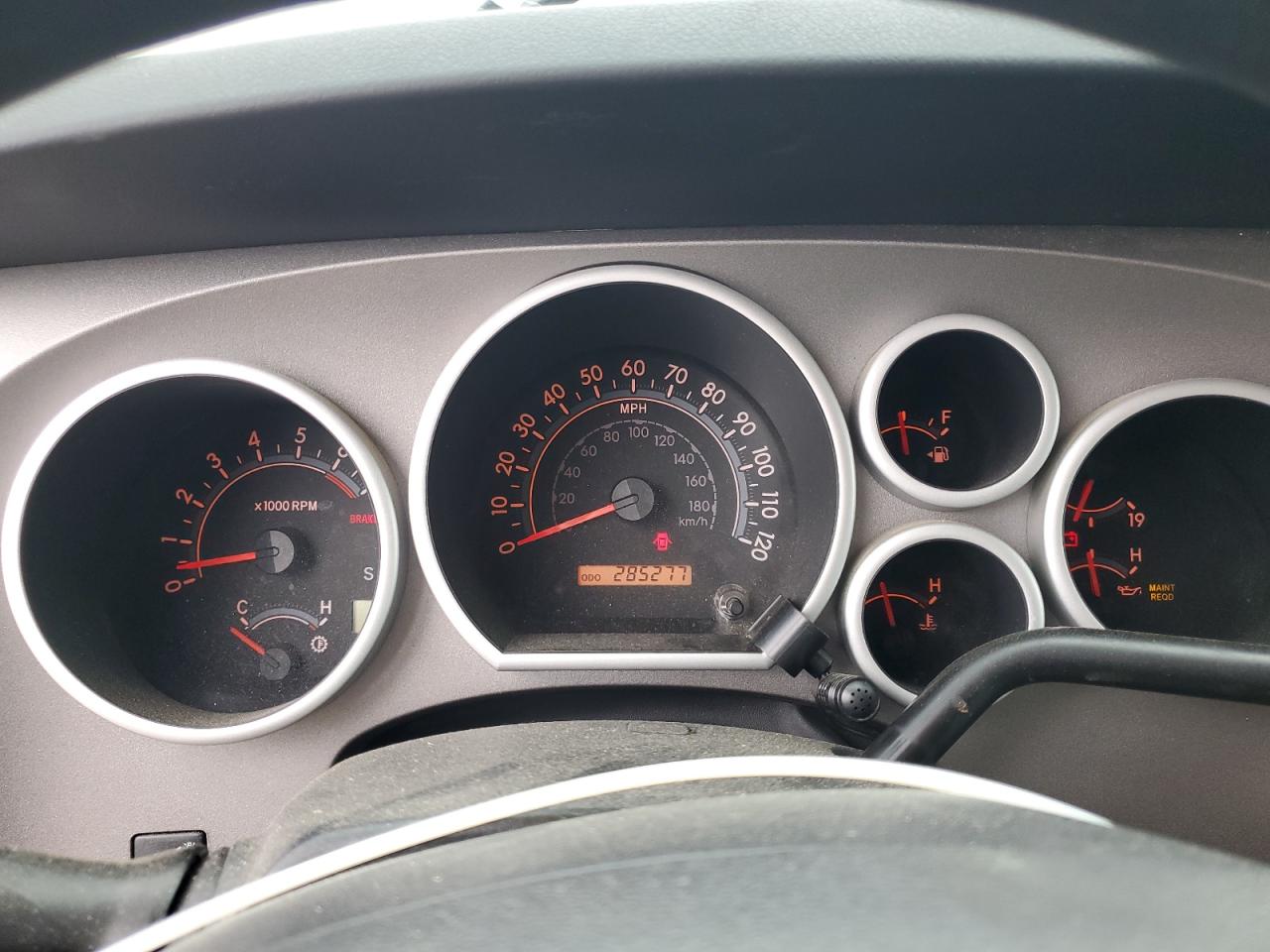 TOYOTA TUNDRA DOUBLE CAB SR5