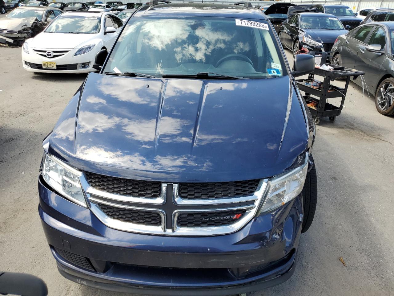 DODGE JOURNEY SE