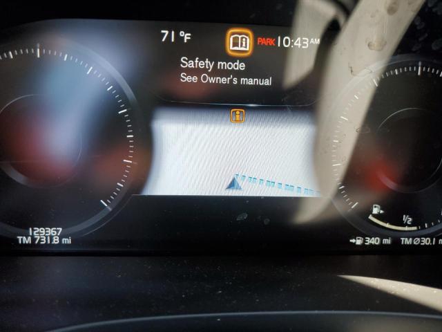 2018 VOLVO XC60 T5 MO YV4102RKXJ1085202