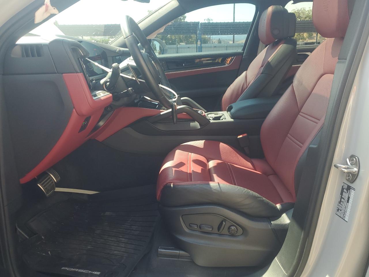 PORSCHE CAYENNE S COUPE