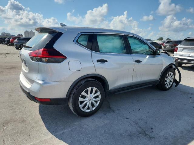 2018 NISSAN ROGUE S KNMAT2MT4JP547616