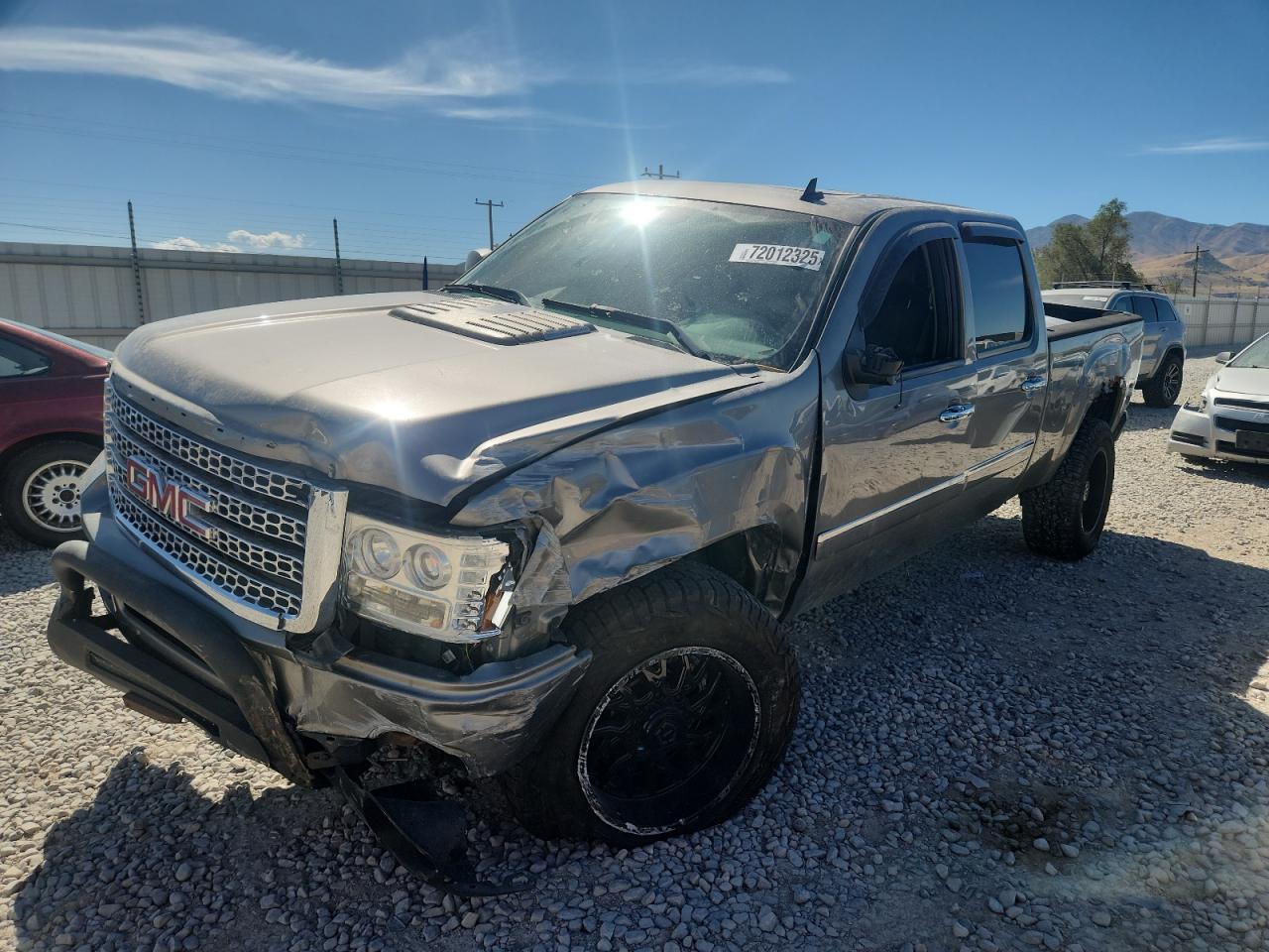GMC SIERRA 2500HD K2500 DENALI