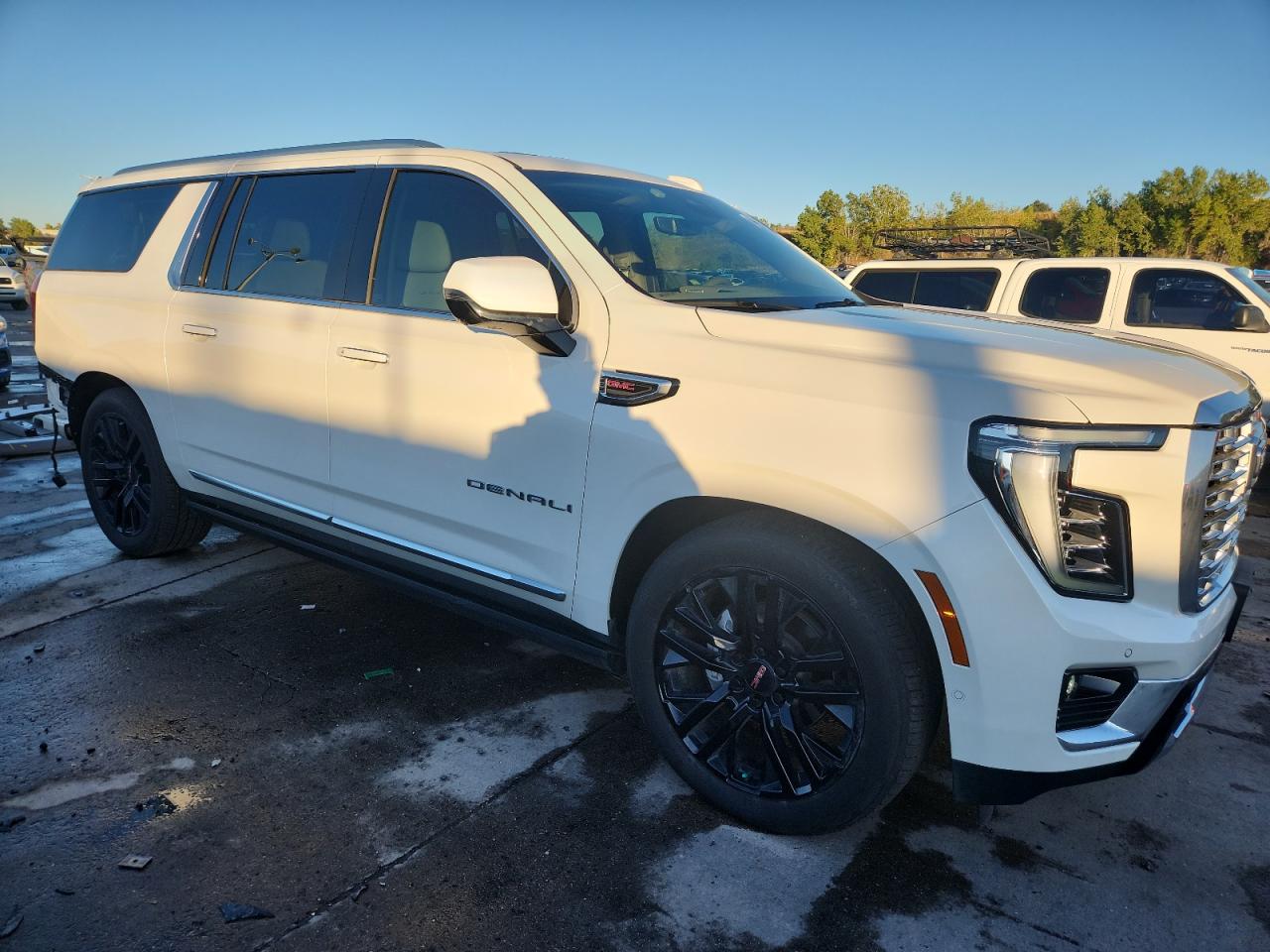 GMC YUKON DENALI