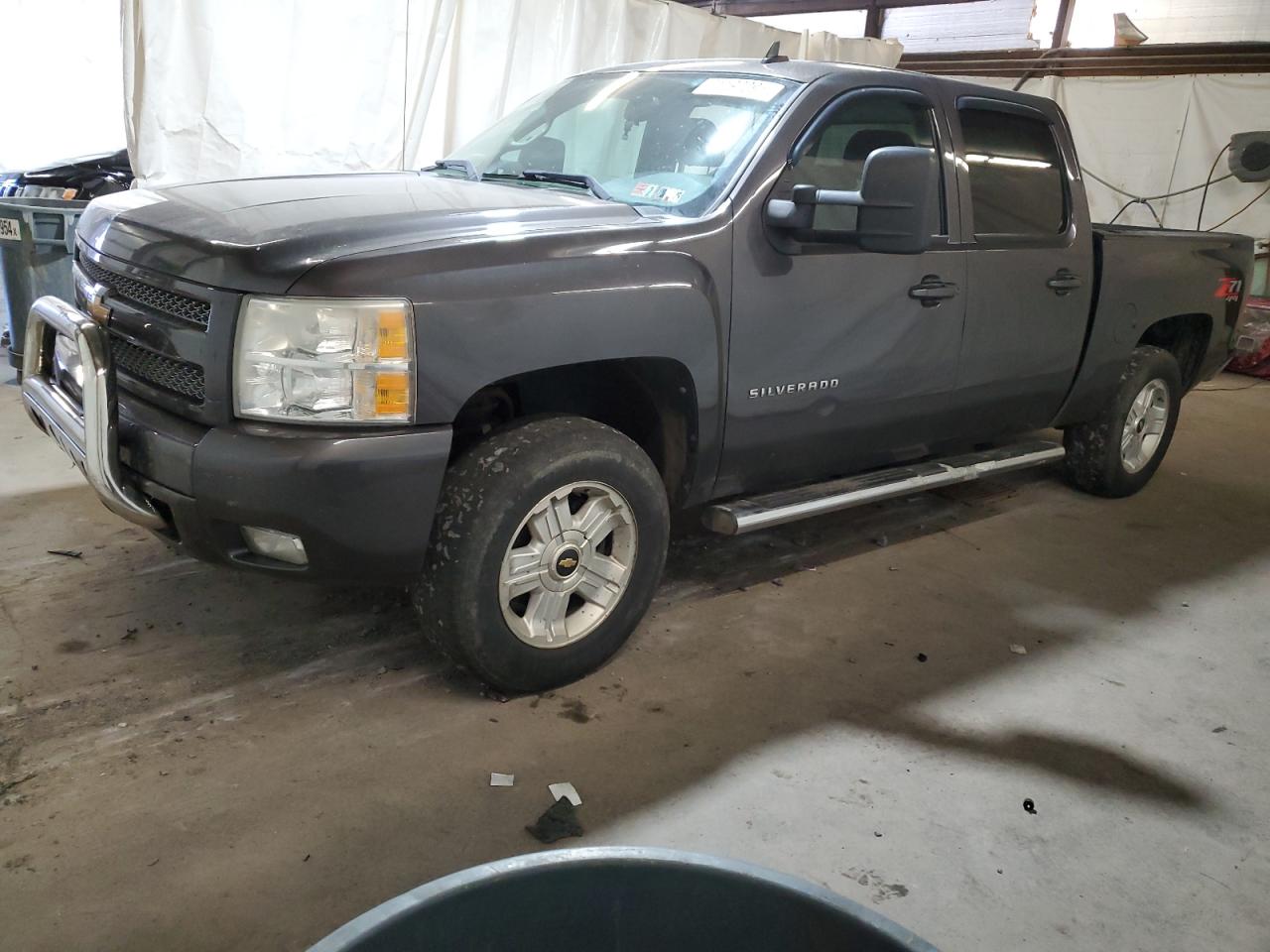  Salvage Chevrolet Silverado K1500 Lt