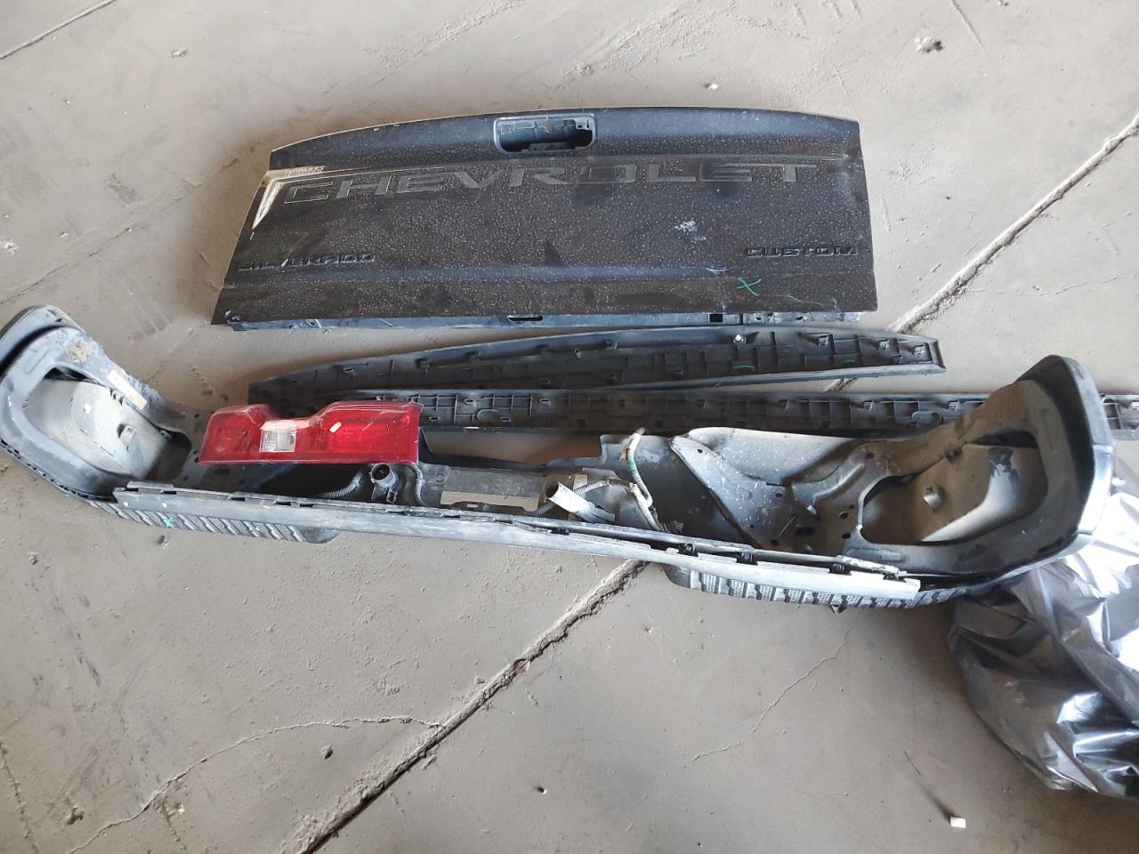 CHEVROLET SILVERADO C1500 CUSTOM