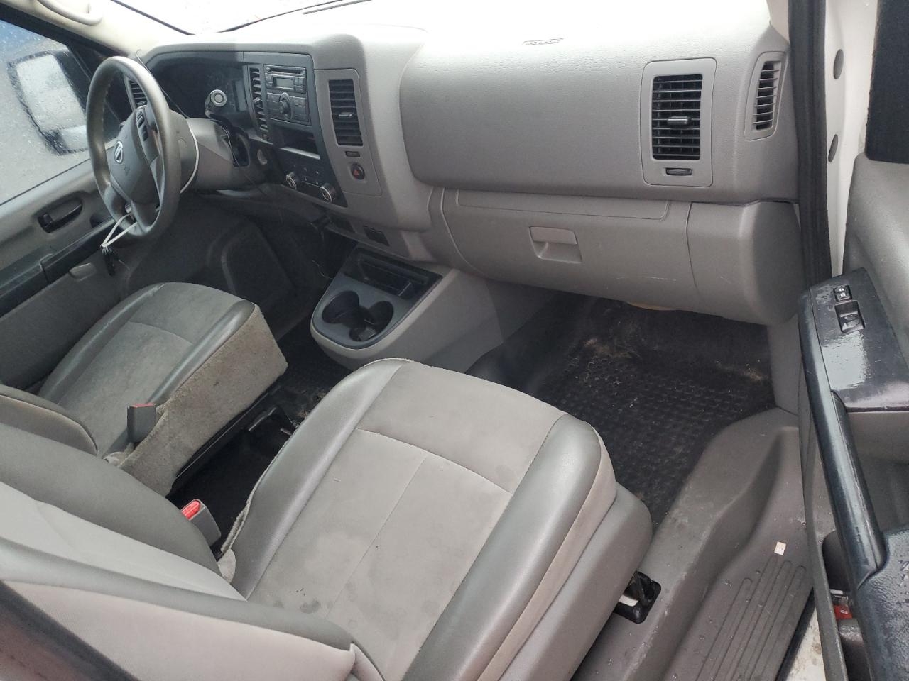 NISSAN NV1500 1500 S