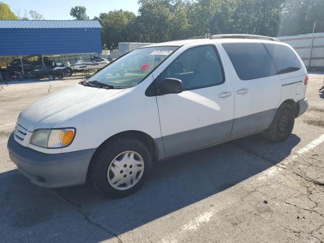 TOYOTA SIENNA LE