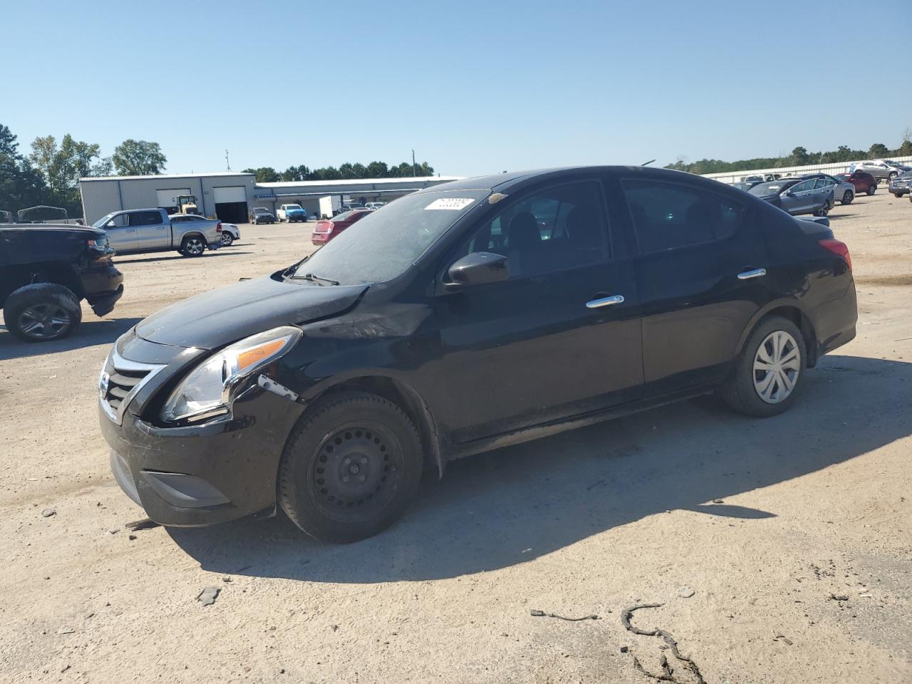 NISSAN VERSA S