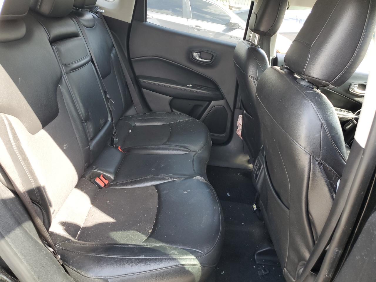 JEEP COMPASS LATITUDE