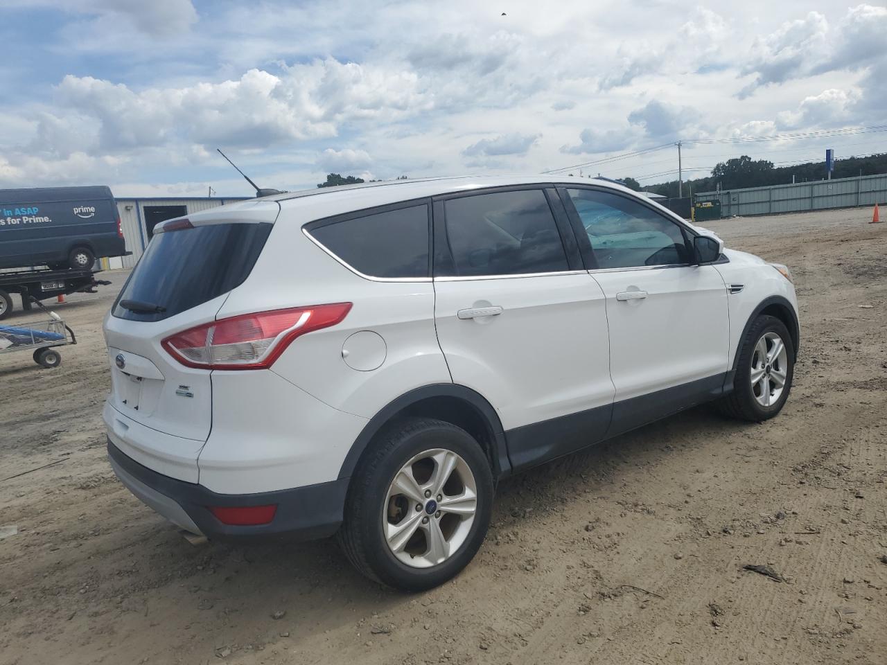 FORD ESCAPE SE
