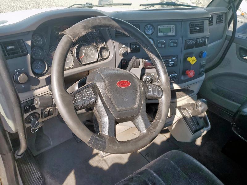 2018 PETERBILT TRACTOR 579 #3292317290