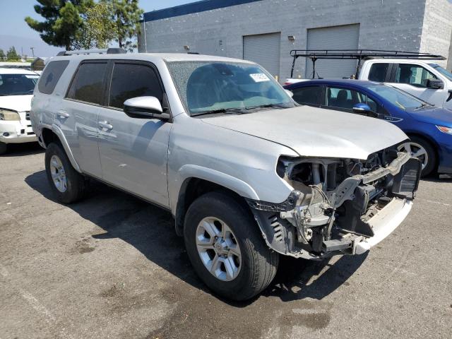 2021 TOYOTA 4RUNNER SR JTEMU5JR8M5881566
