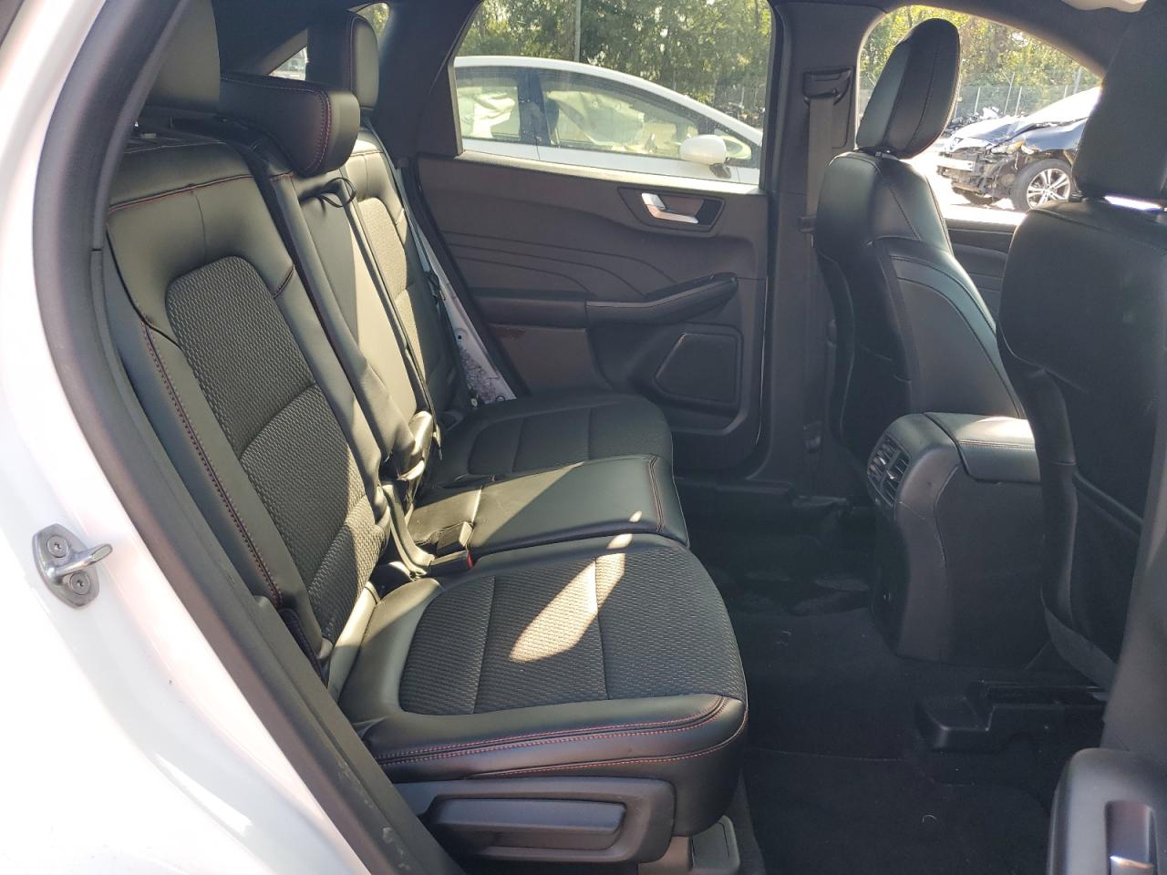 FORD ESCAPE ST LINE SELECT