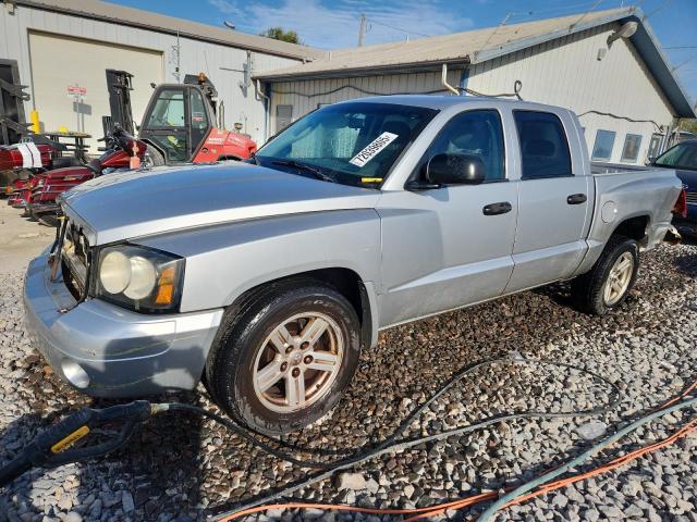 DODGE DAKOTA QUA