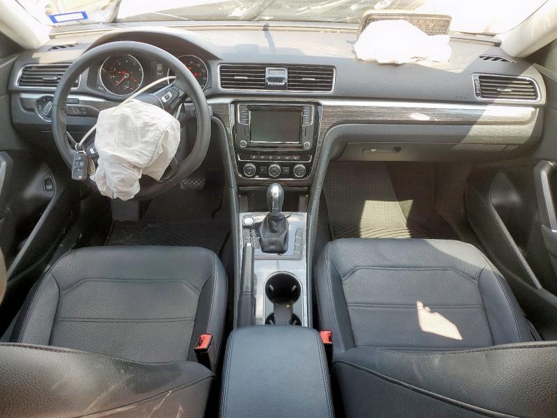 2018 VOLKSWAGEN PASSAT SE 1VWBA7A33JC012759