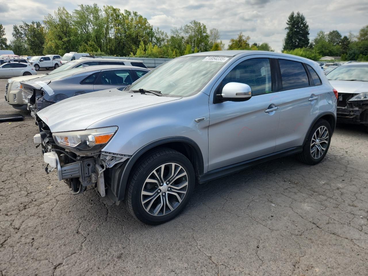 MITSUBISHI OUTLANDER ES