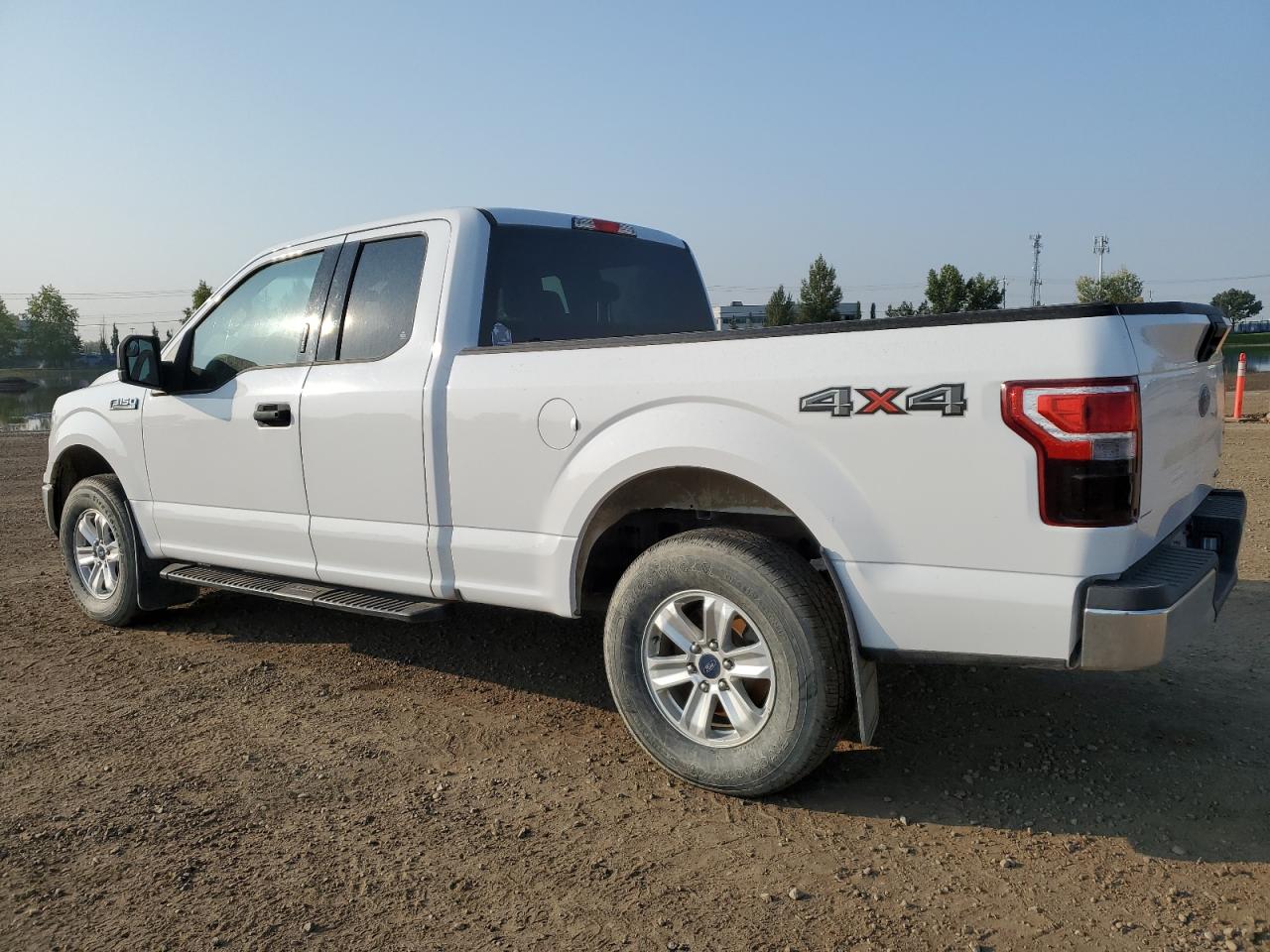 FORD F-150 SUPER CAB