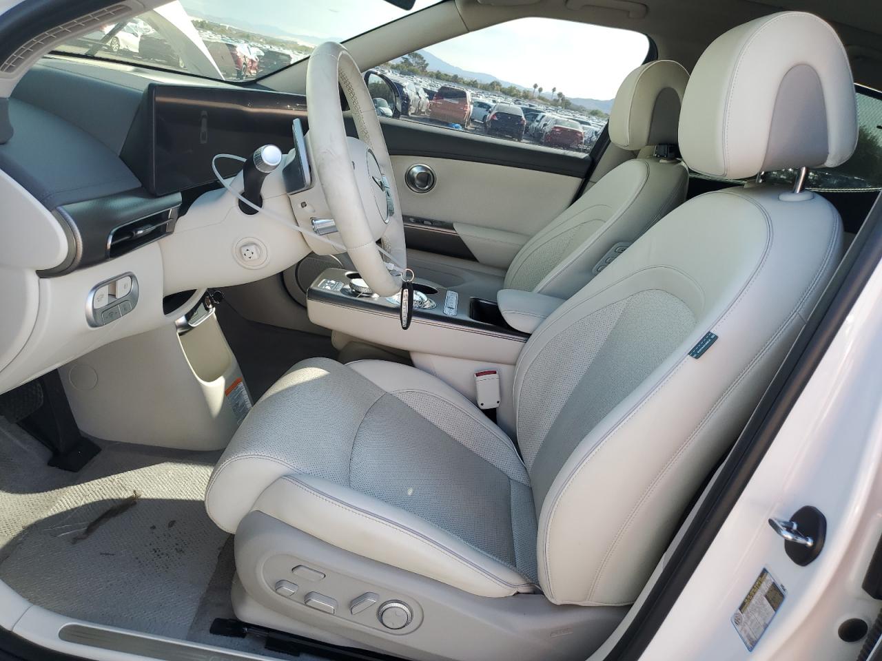 GENESIS GV60 ADVANCED