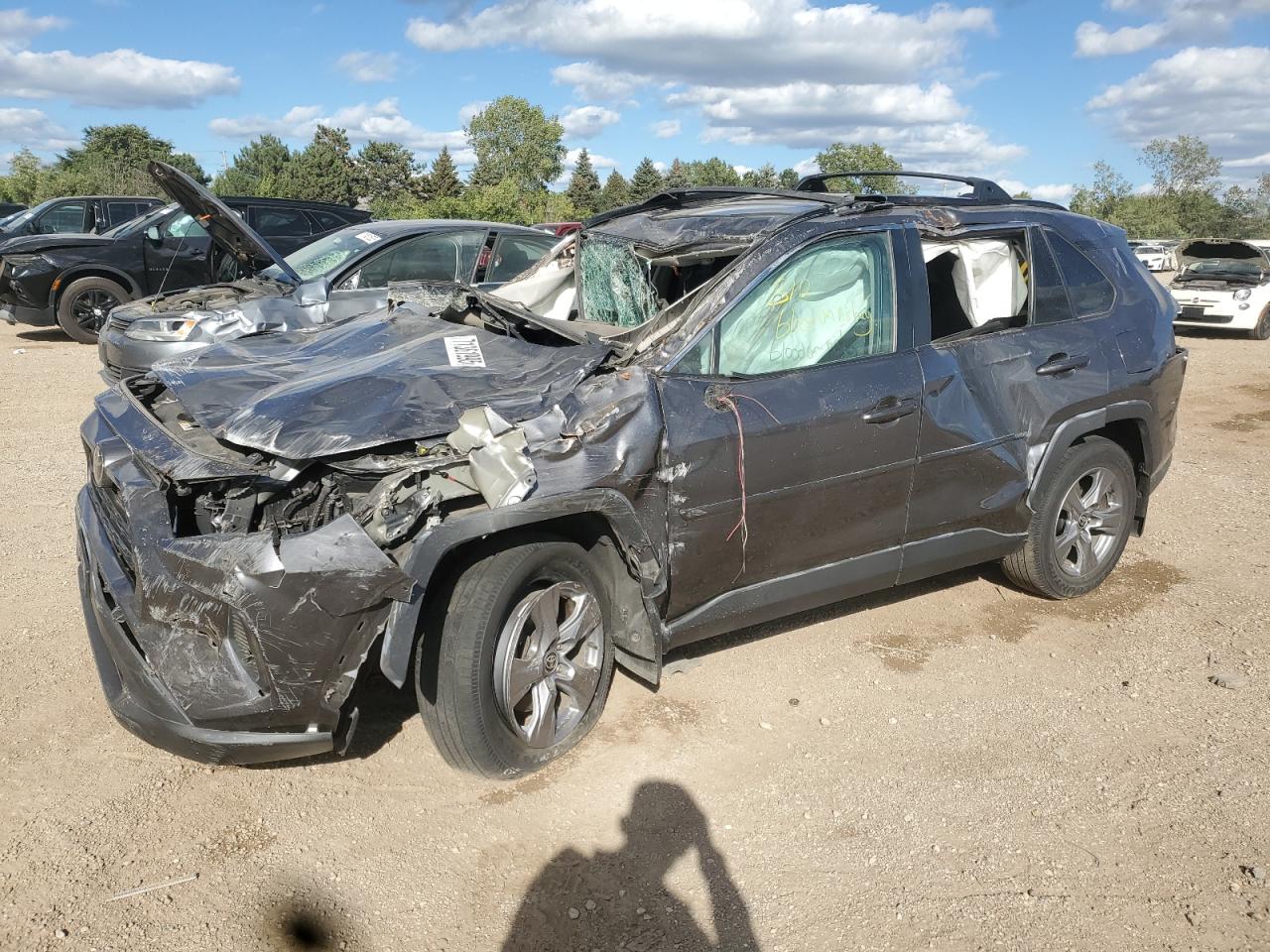 TOYOTA RAV4 XLE