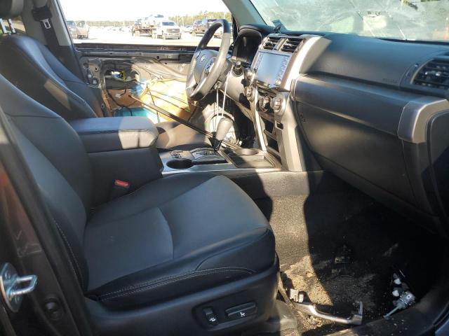 2022 TOYOTA 4RUNNER SR JTEFU5JR3N5270970
