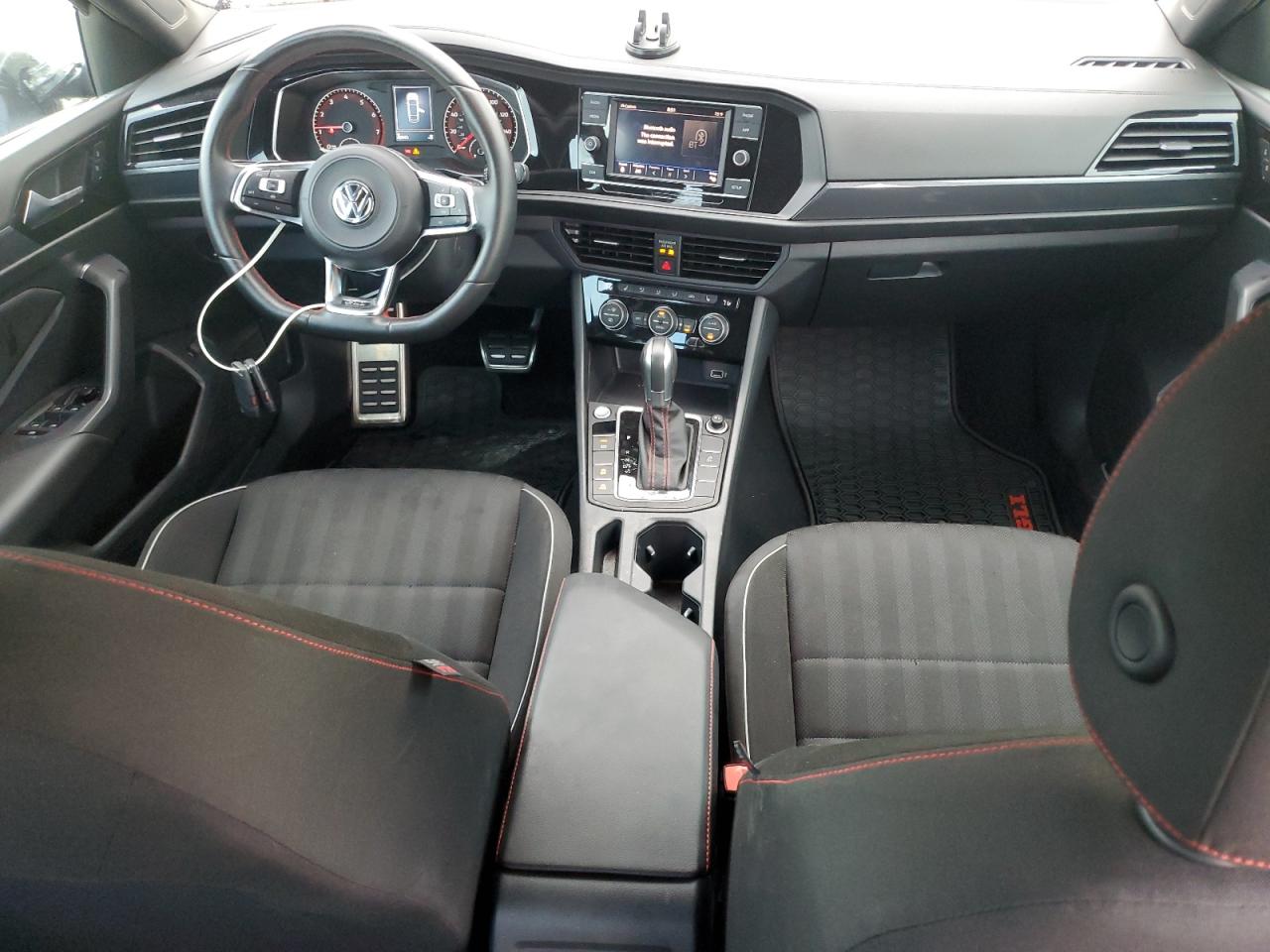 VOLKSWAGEN JETTA GLI