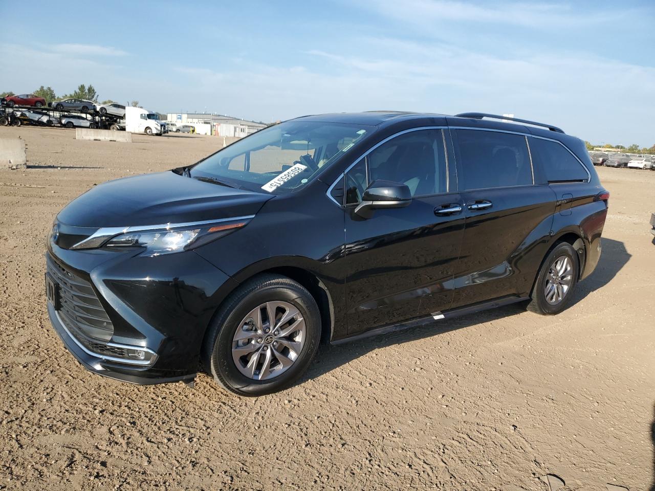 TOYOTA SIENNA XLE