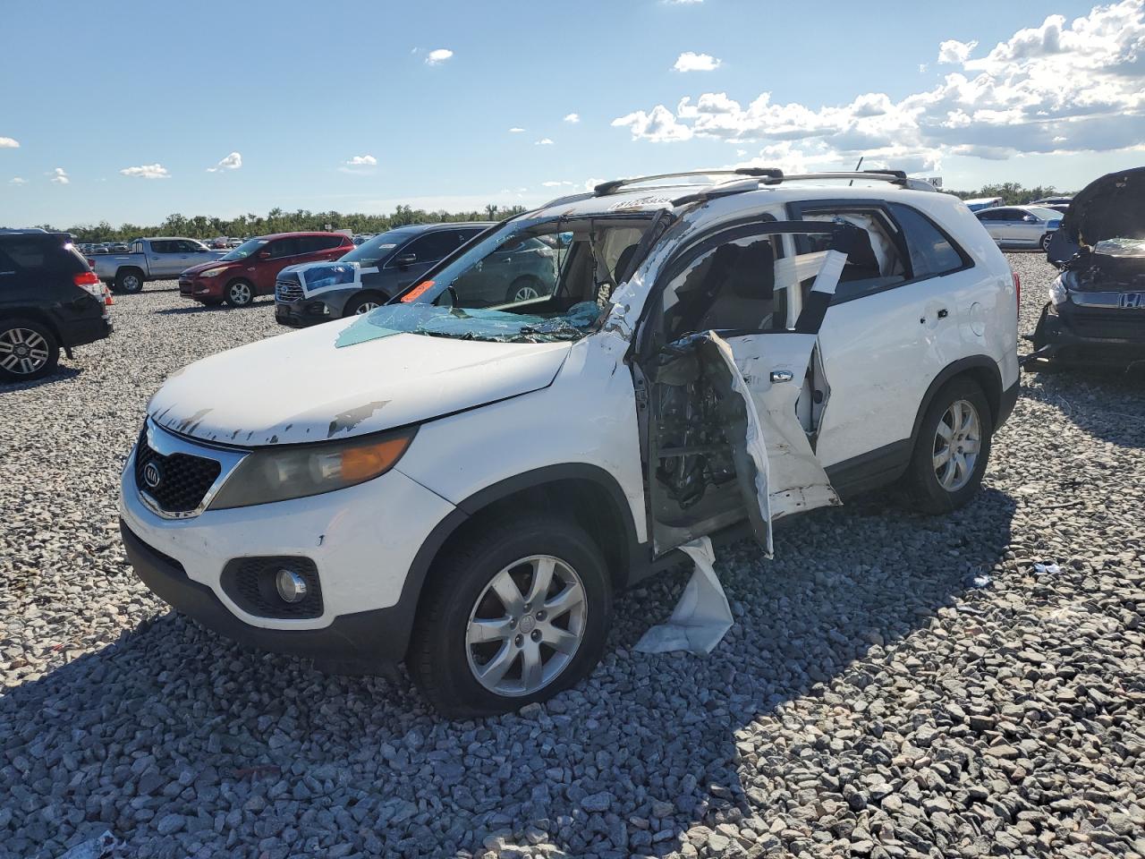  Salvage Kia Sorento