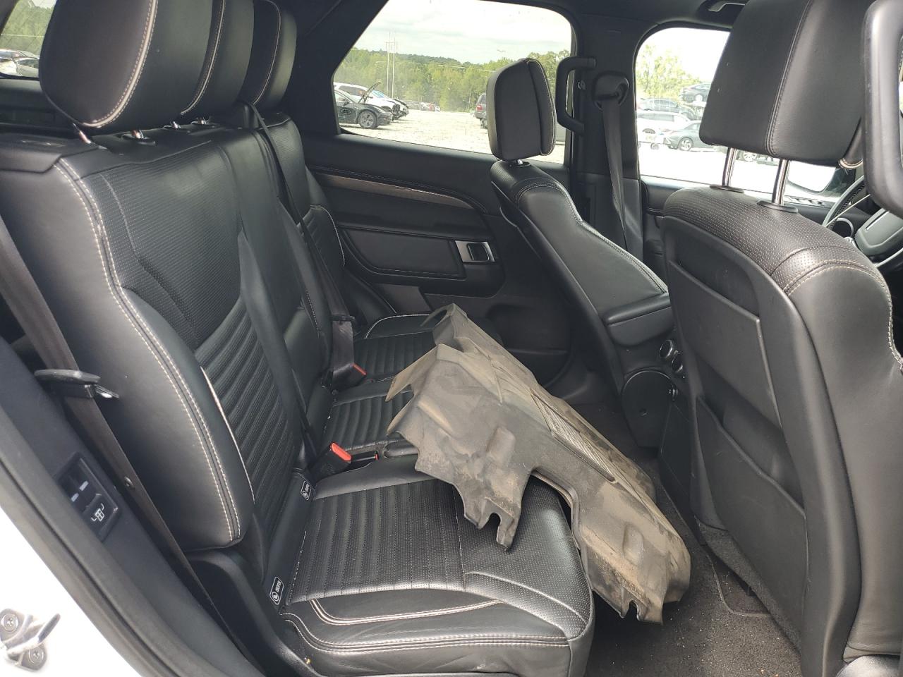 LAND ROVER DISCOVERY HSE LUXURY