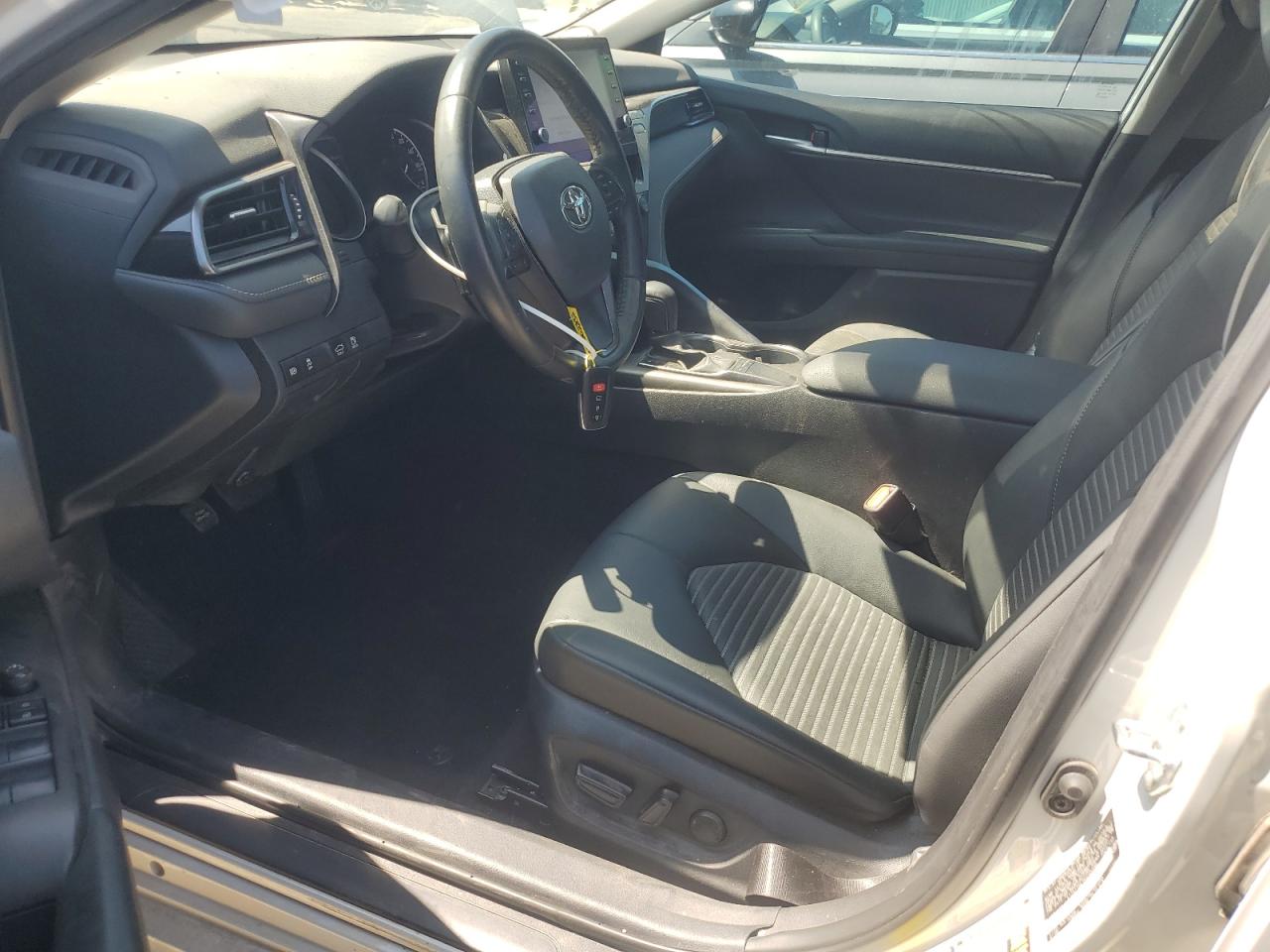 TOYOTA CAMRY SE NIGHT SHADE