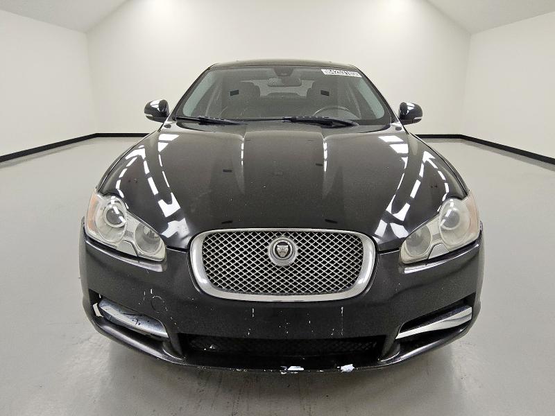 2010 JAGUAR XF LUXURY - SAJWA0FA1AHR57796