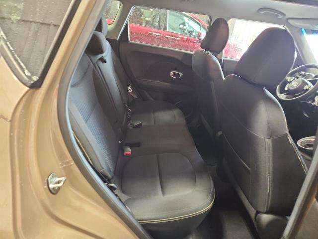 2015 KIA SOUL + - KNDJP3A51F7187695