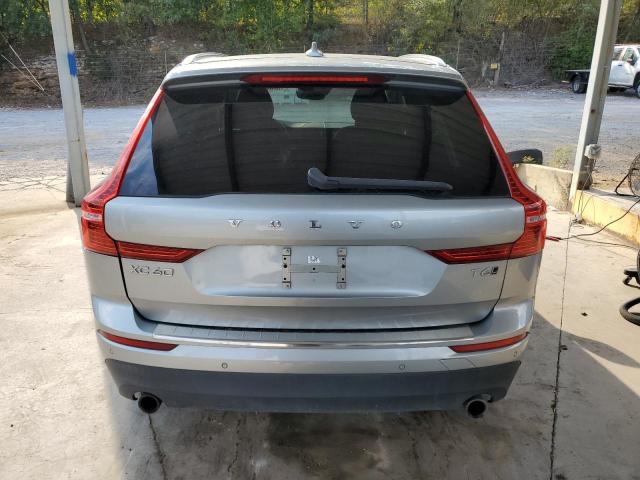 2018 VOLVO XC60 T6 MO YV4A22RK0J1006145