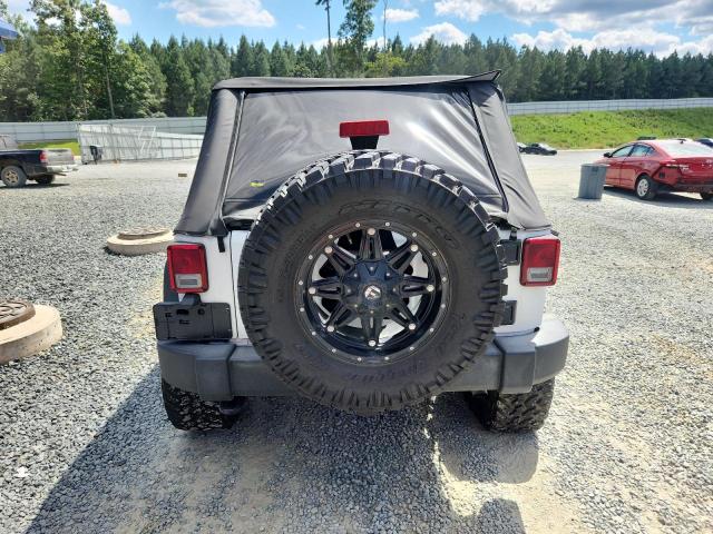 2016 JEEP WRANGLER U - 1C4BJWDG1GL215024
