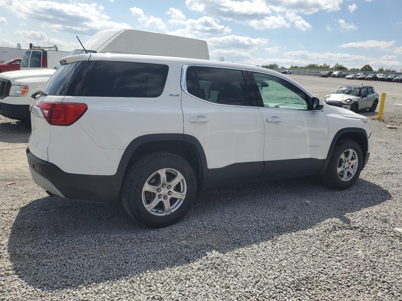 GMC ACADIA SLE