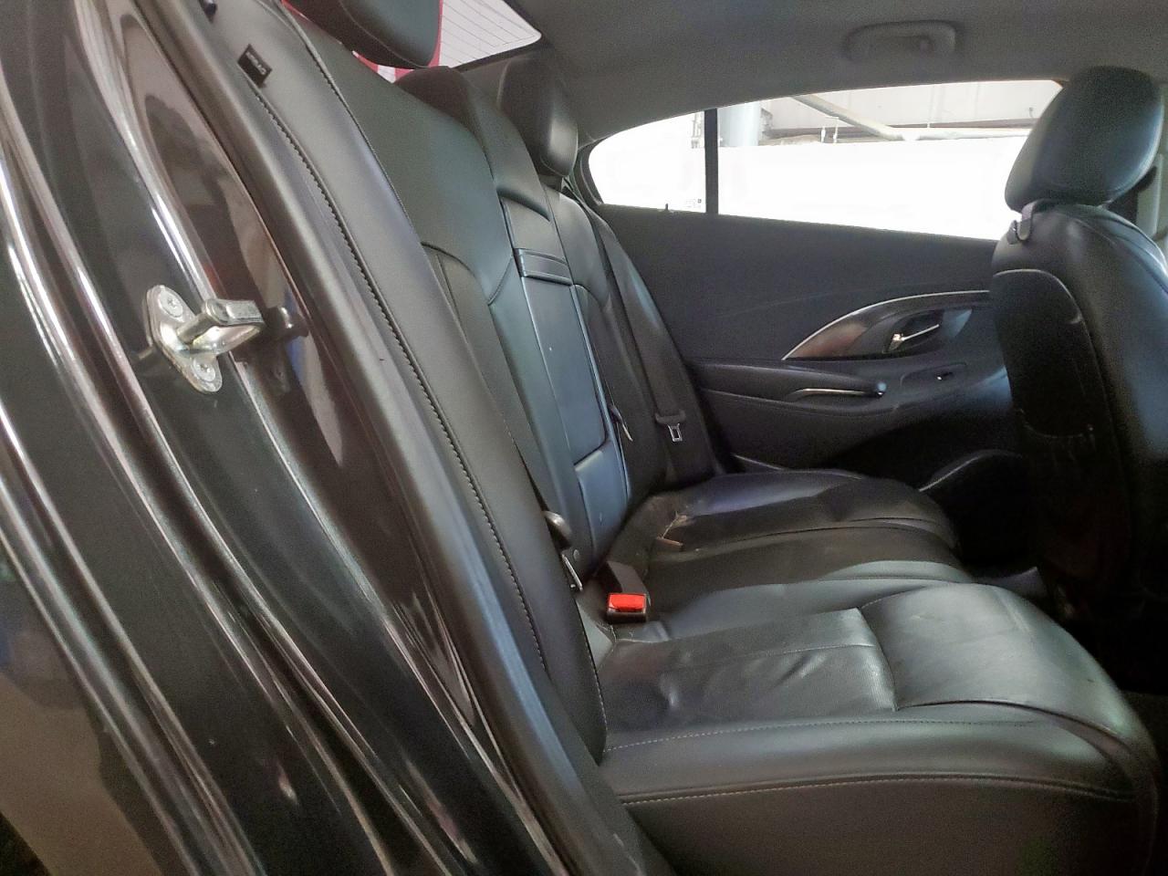 BUICK LACROSSE PREMIUM