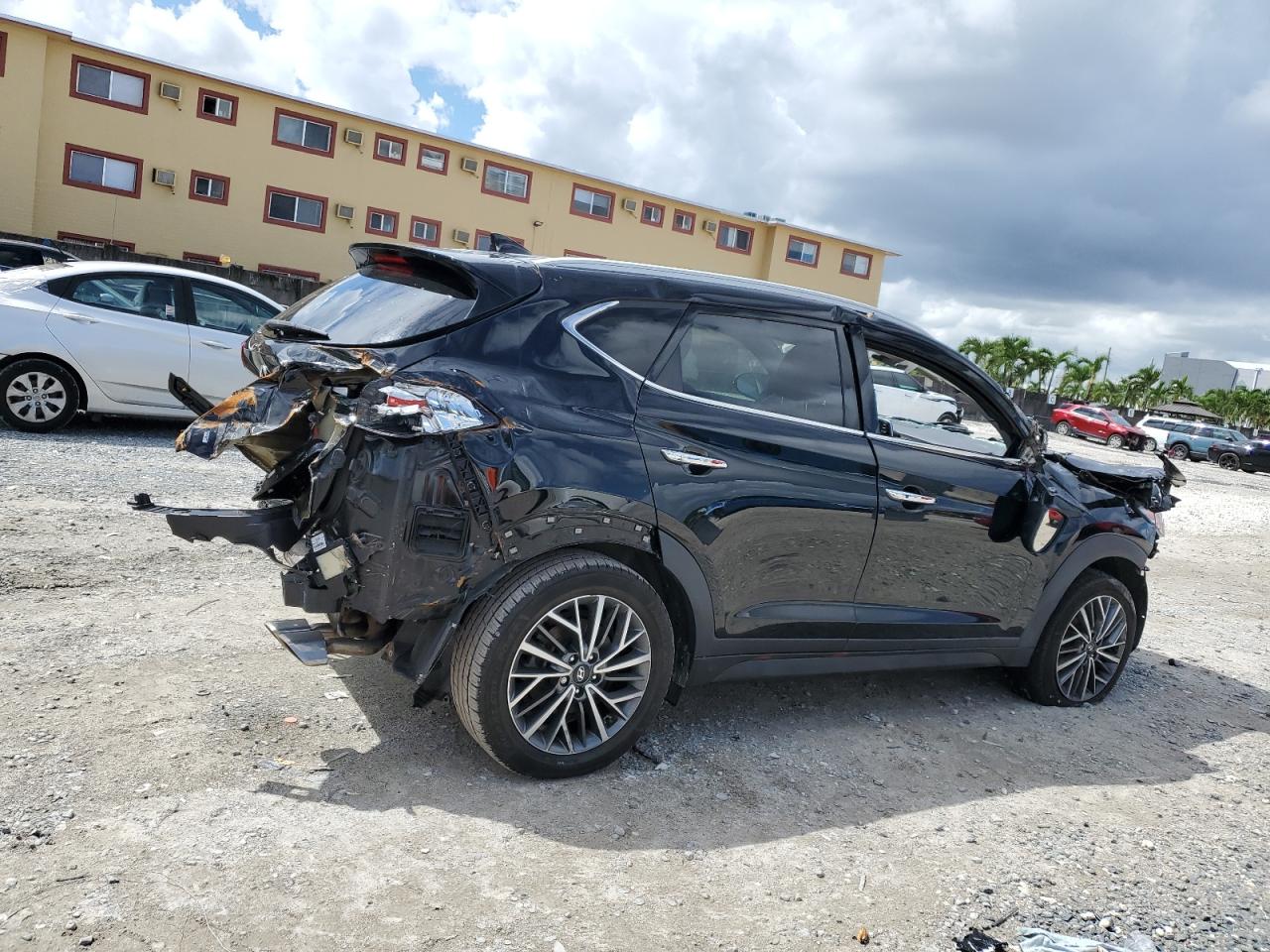 HYUNDAI TUCSON LIMITED