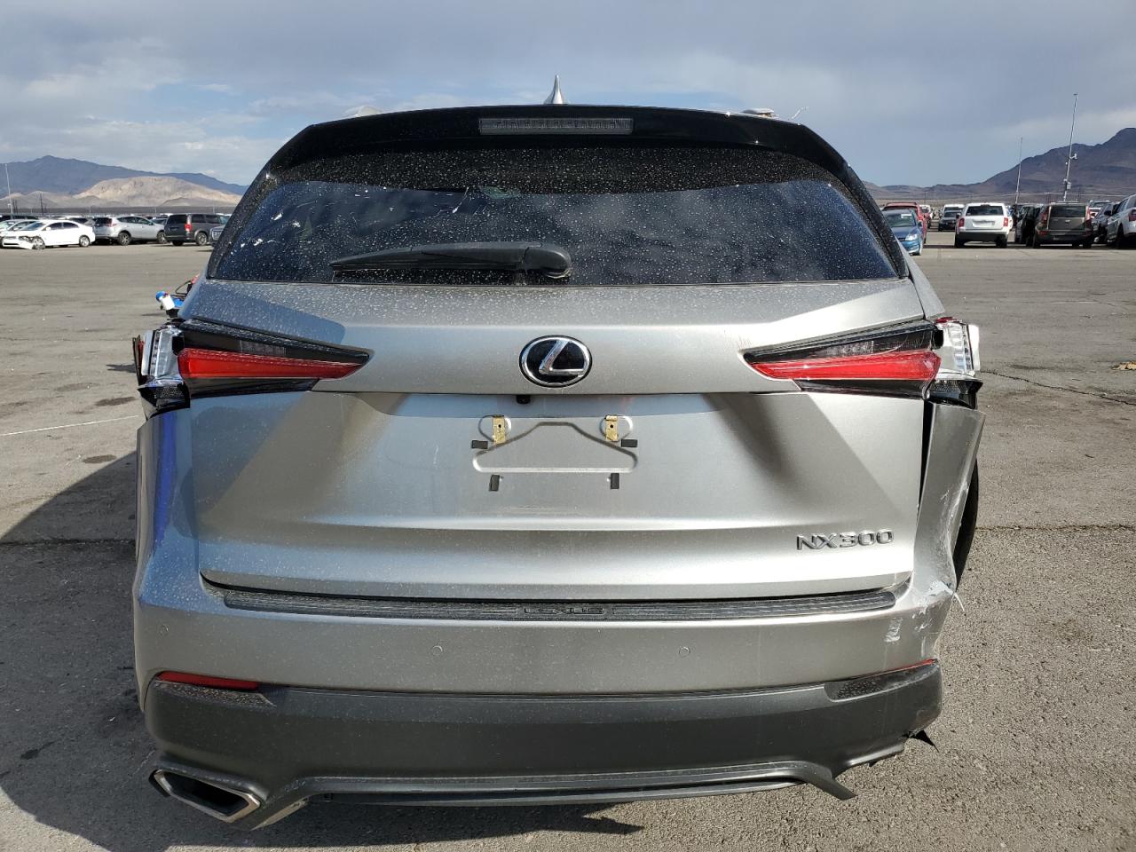 LEXUS NX 300 BASE