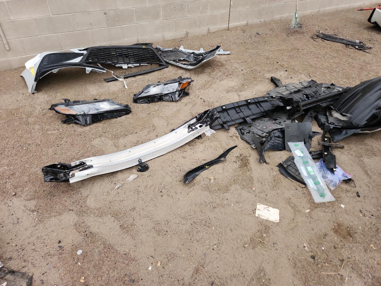 TOYOTA CAMRY SE NIGHT SHADE