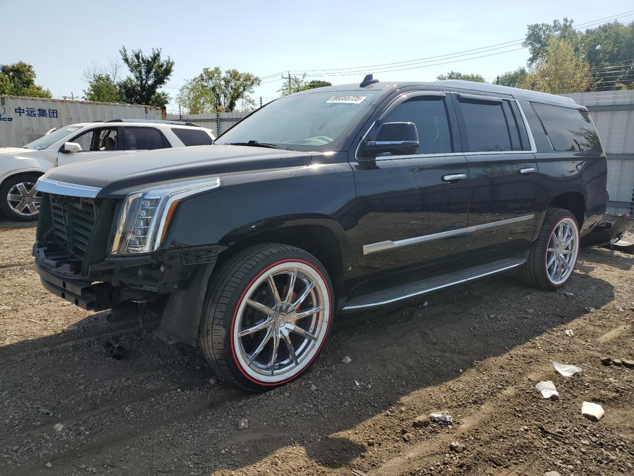 CADILLAC ESCALADE ESV LUXURY